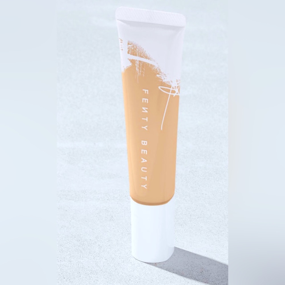 Pro Filt’r Hydrating Longwear Foundation (#185)